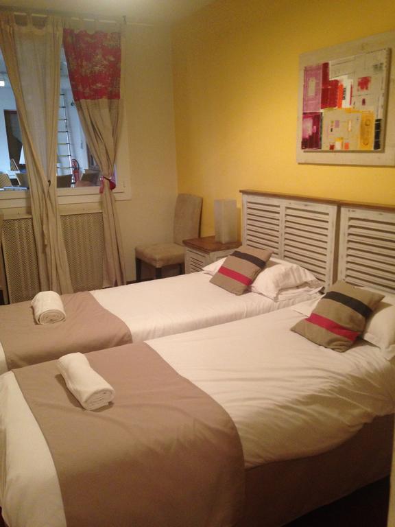 Hotel Cote Patio Ним Екстериор снимка